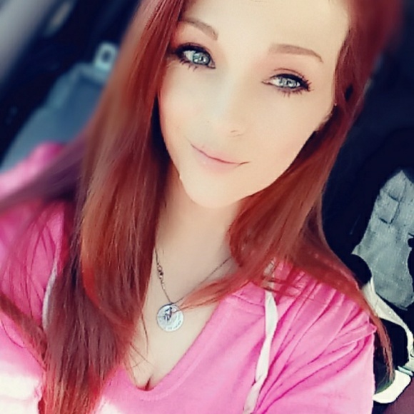 Meet your Posher, Elise - Picture 4 of 5